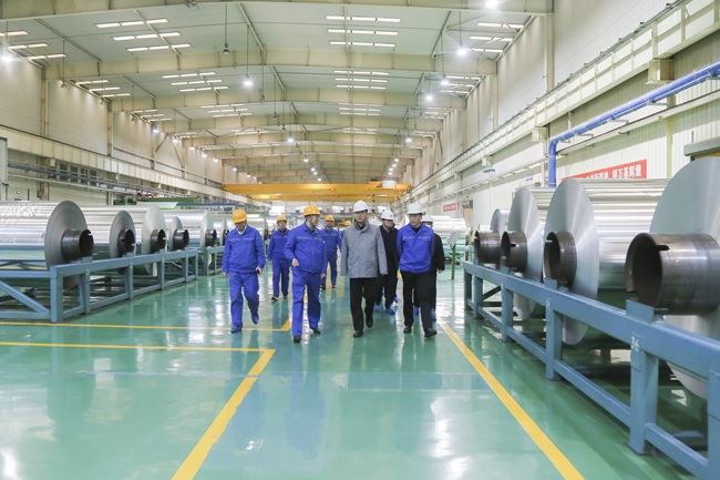 工控集團黨委書記、董事長符同欣到萬基控股集團調研